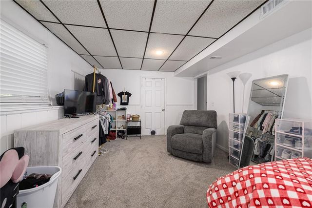 5808 Clark Circle, Kansas City, KS 66106