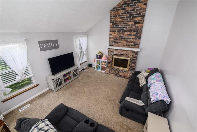5808 Clark Circle, Kansas City, KS 66106