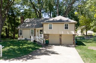 5808 Clark Circle, Kansas City, KS 66106
