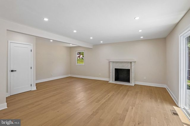 444 ROCKSVILLE RD, Southampton, PA 18966