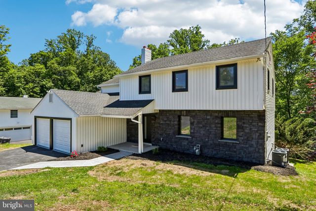 444 ROCKSVILLE RD, Southampton, PA 18966