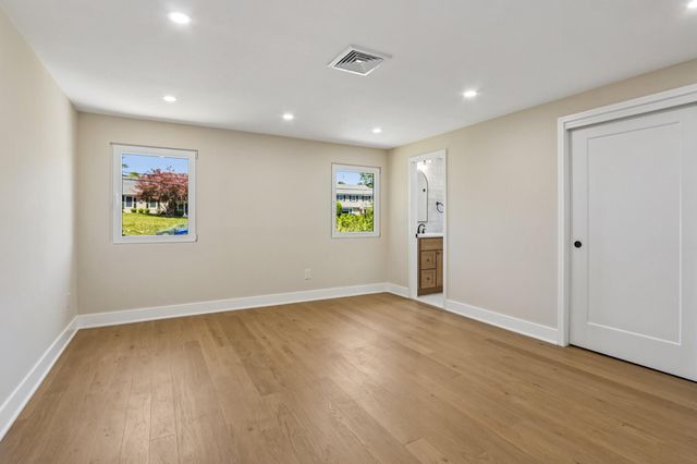 444 ROCKSVILLE RD, Southampton, PA 18966