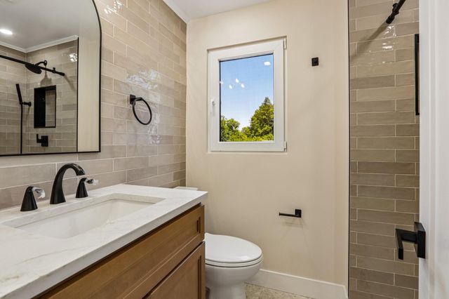 444 ROCKSVILLE RD, Southampton, PA 18966