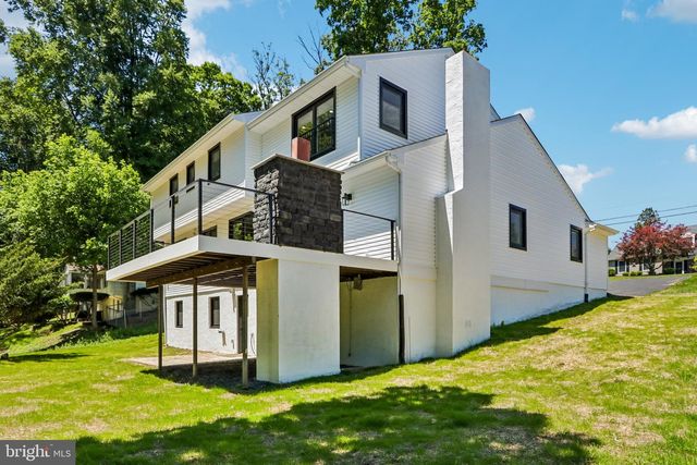 444 ROCKSVILLE RD, Southampton, PA 18966