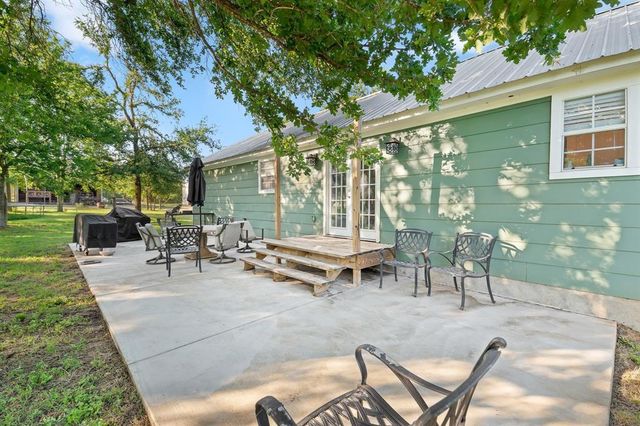 4771 County Road 473, Elgin, TX 78621