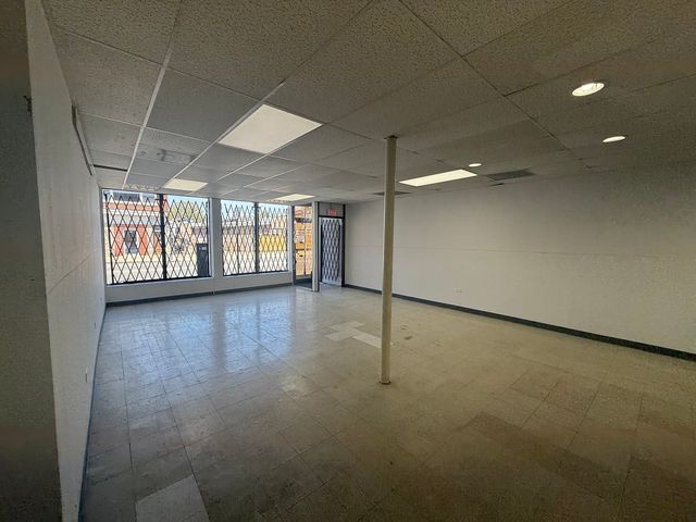5221 W BELMONT Avenue, Chicago, IL 60641