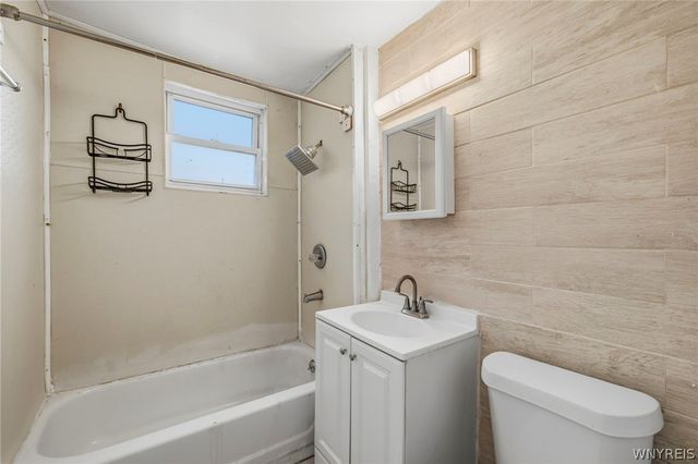 781 Northampton Street, Buffalo, NY 14211