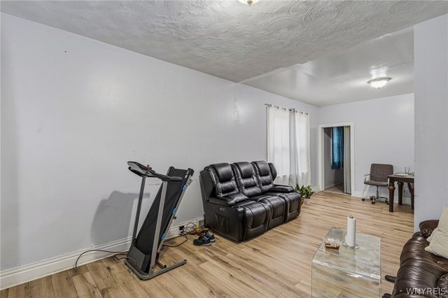 781 Northampton Street, Buffalo, NY 14211