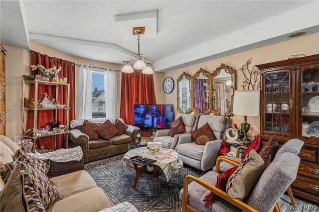 781 Northampton Street, Buffalo, NY 14211