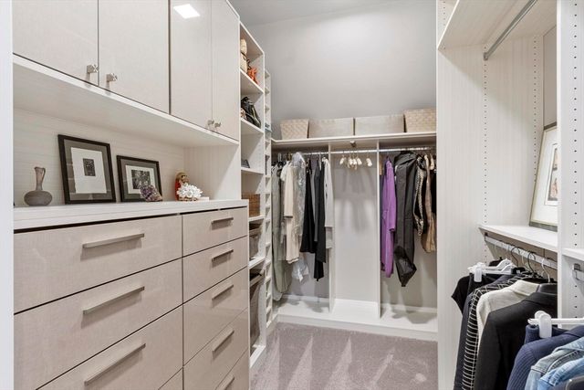 89 Mattison Dr, Concord, MA 01742