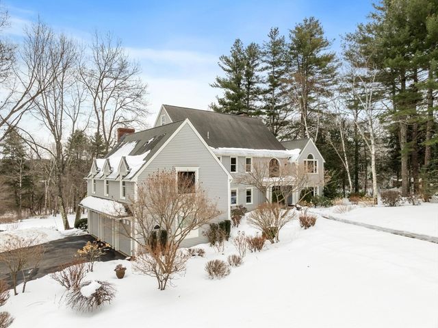 89 Mattison Dr, Concord, MA 01742