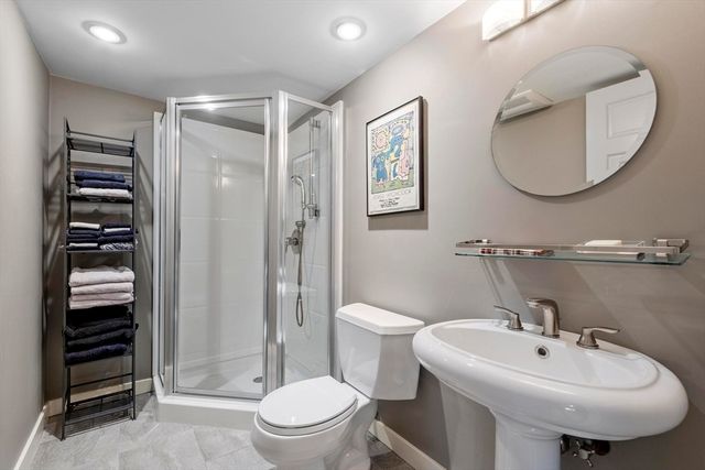 89 Mattison Dr, Concord, MA 01742