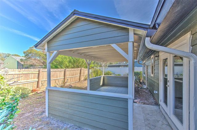 2745 WHISPERING DRIVE N, Largo, FL 33771