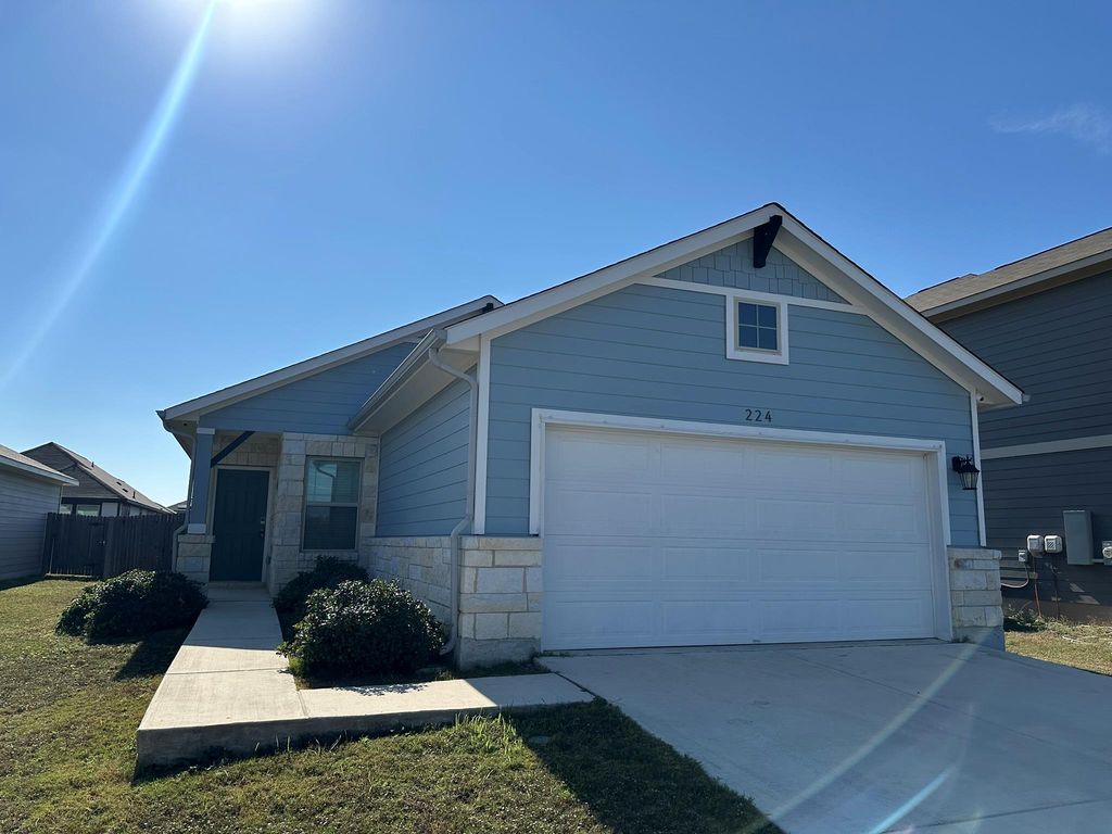 224 Wild Wind TRL, Jarrell, TX 76537