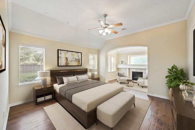 17703 Fairhaven Lake Drive, Cypress, TX 77433