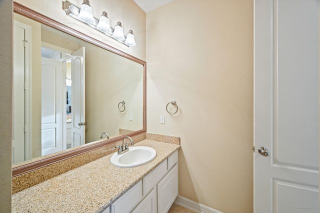 17703 Fairhaven Lake Drive, Cypress, TX 77433