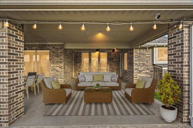 17703 Fairhaven Lake Drive, Cypress, TX 77433