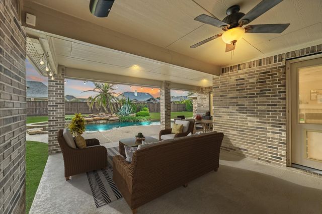 17703 Fairhaven Lake Drive, Cypress, TX 77433