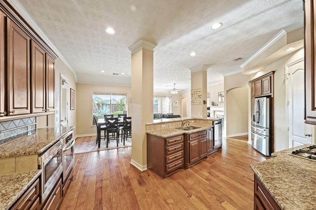 17703 Fairhaven Lake Drive, Cypress, TX 77433