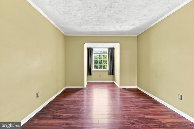 205 MASTERS DR, Blackwood, NJ 08012