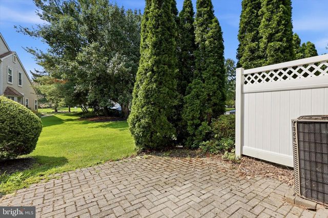205 MASTERS DR, Blackwood, NJ 08012