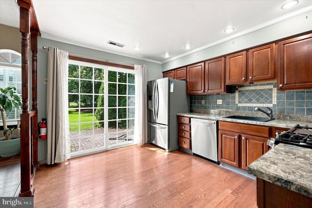 205 MASTERS DR, Blackwood, NJ 08012