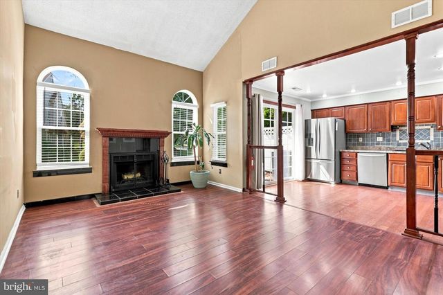 205 MASTERS DR, Blackwood, NJ 08012