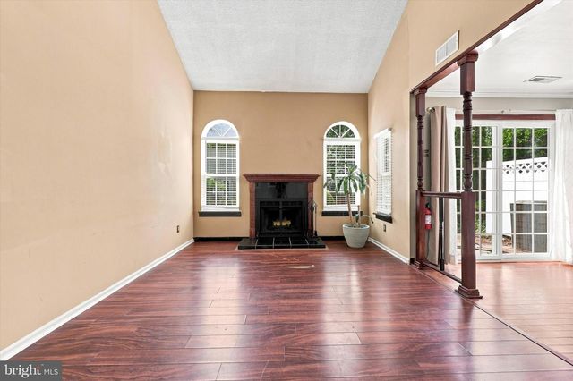 205 MASTERS DR, Blackwood, NJ 08012
