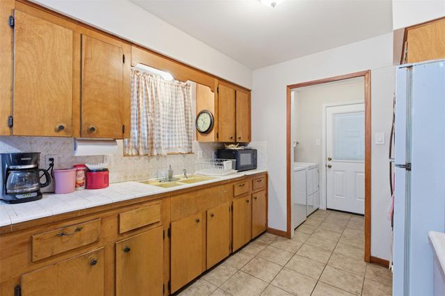 31921 Waller Tomball Road, Waller, TX 77484