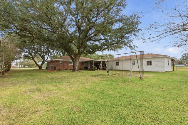 31921 Waller Tomball Road, Waller, TX 77484