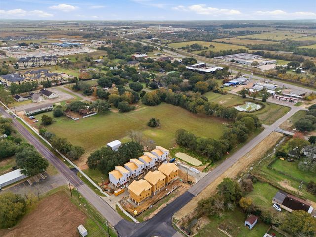 31921 Waller Tomball Road, Waller, TX 77484