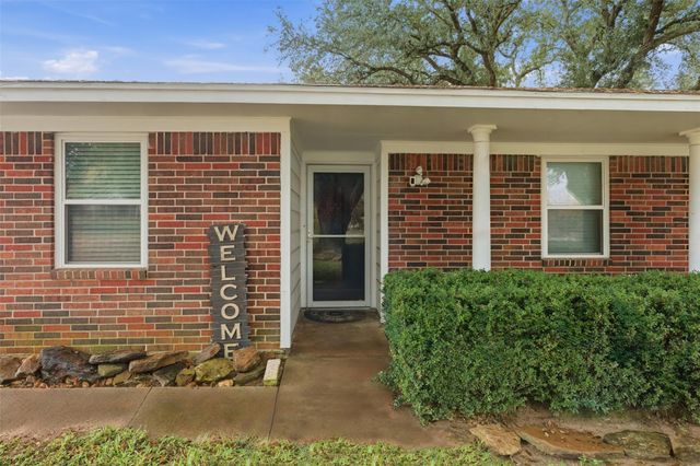 31921 Waller Tomball Road, Waller, TX 77484