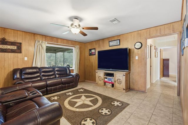 31921 Waller Tomball Road, Waller, TX 77484