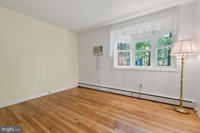 6202 FERRY RD, Doylestown, PA 18902