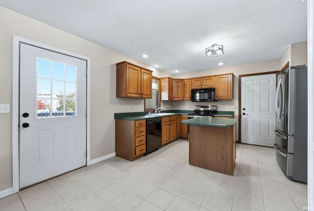 29299 Raintree Court, Elkhart, IN 46517