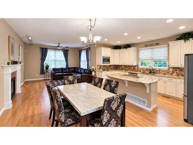 10621 Briarglen Cir, Highlands Ranch, CO 80130