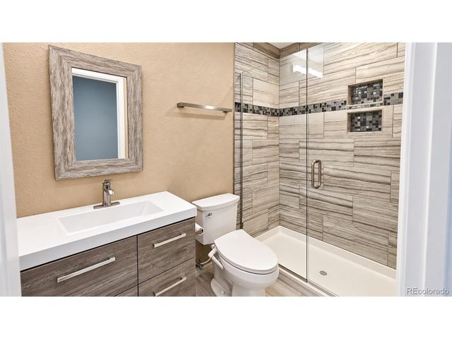 10621 Briarglen Cir, Highlands Ranch, CO 80130