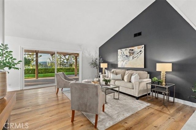 442 S Paseo Real, Anaheim, CA 92807