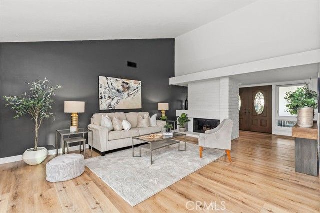 442 S Paseo Real, Anaheim, CA 92807