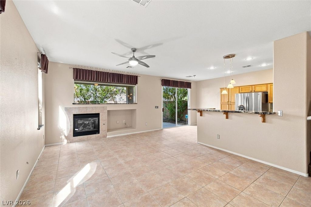 758 Solitude Point Avenue, Henderson, NV 89012 — photo 5