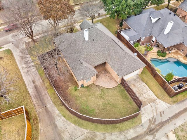 1848 Trail Ridge Lane, Flower Mound, TX 75028