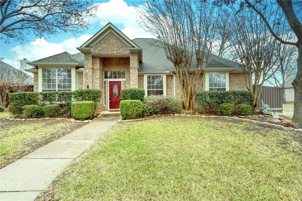 1848 Trail Ridge Lane, Flower Mound, TX 75028