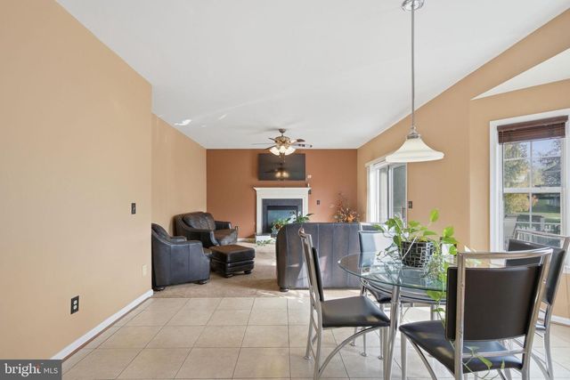 103 LACOSTA BLVD, Martinsburg, WV 25405