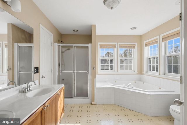 103 LACOSTA BLVD, Martinsburg, WV 25405