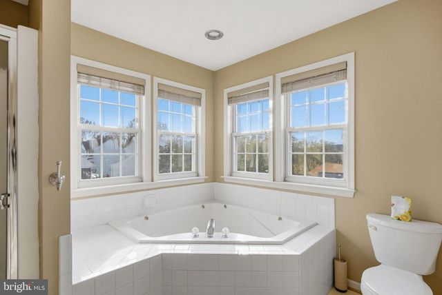 103 LACOSTA BLVD, Martinsburg, WV 25405