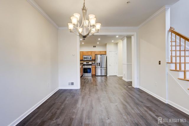 100 Forest Drive, Piscataway, NJ 08854