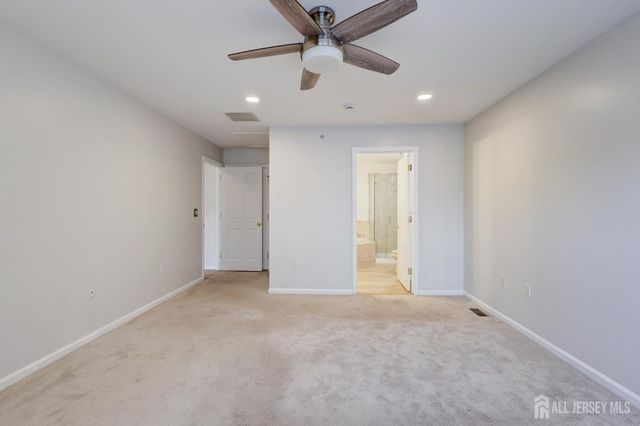 100 Forest Drive, Piscataway, NJ 08854