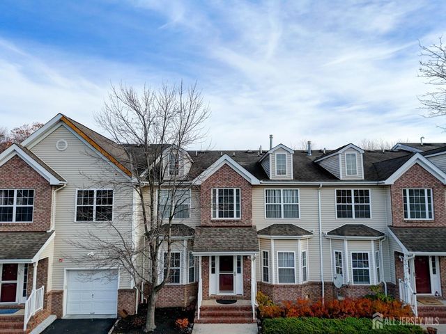 100 Forest Drive, Piscataway, NJ 08854