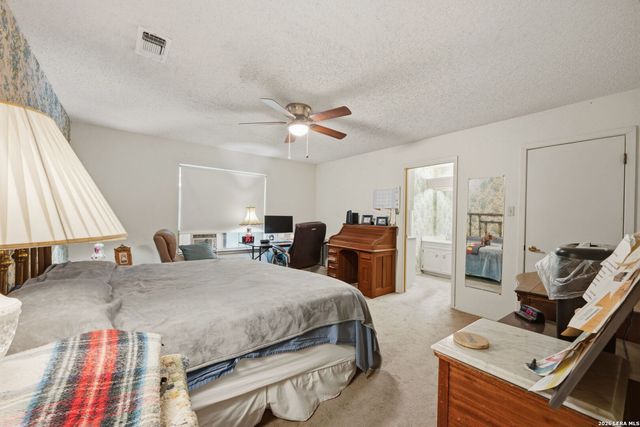 6200 SHADY BRK, Windcrest, TX 78239