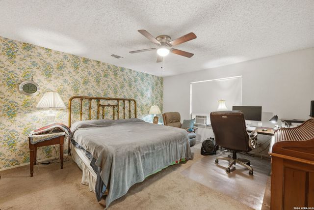 6200 SHADY BRK, Windcrest, TX 78239